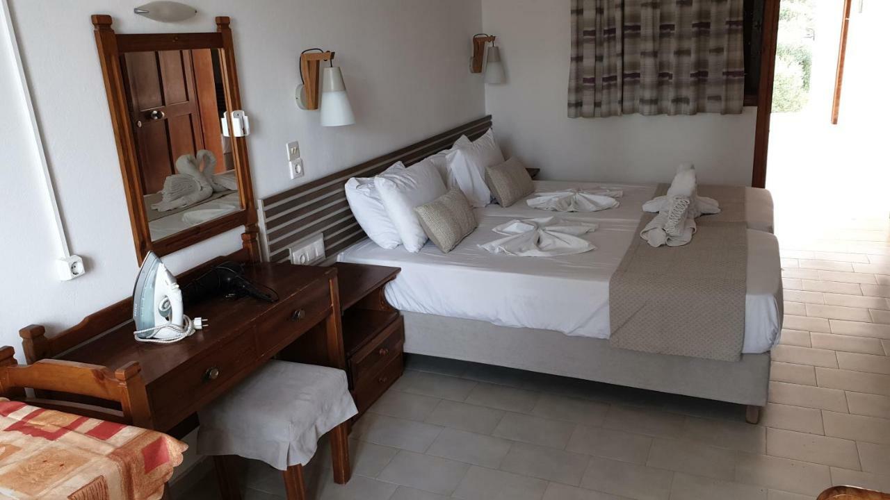 Morpheas Rooms ปาไลโอโกรา ภายนอก รูปภาพ