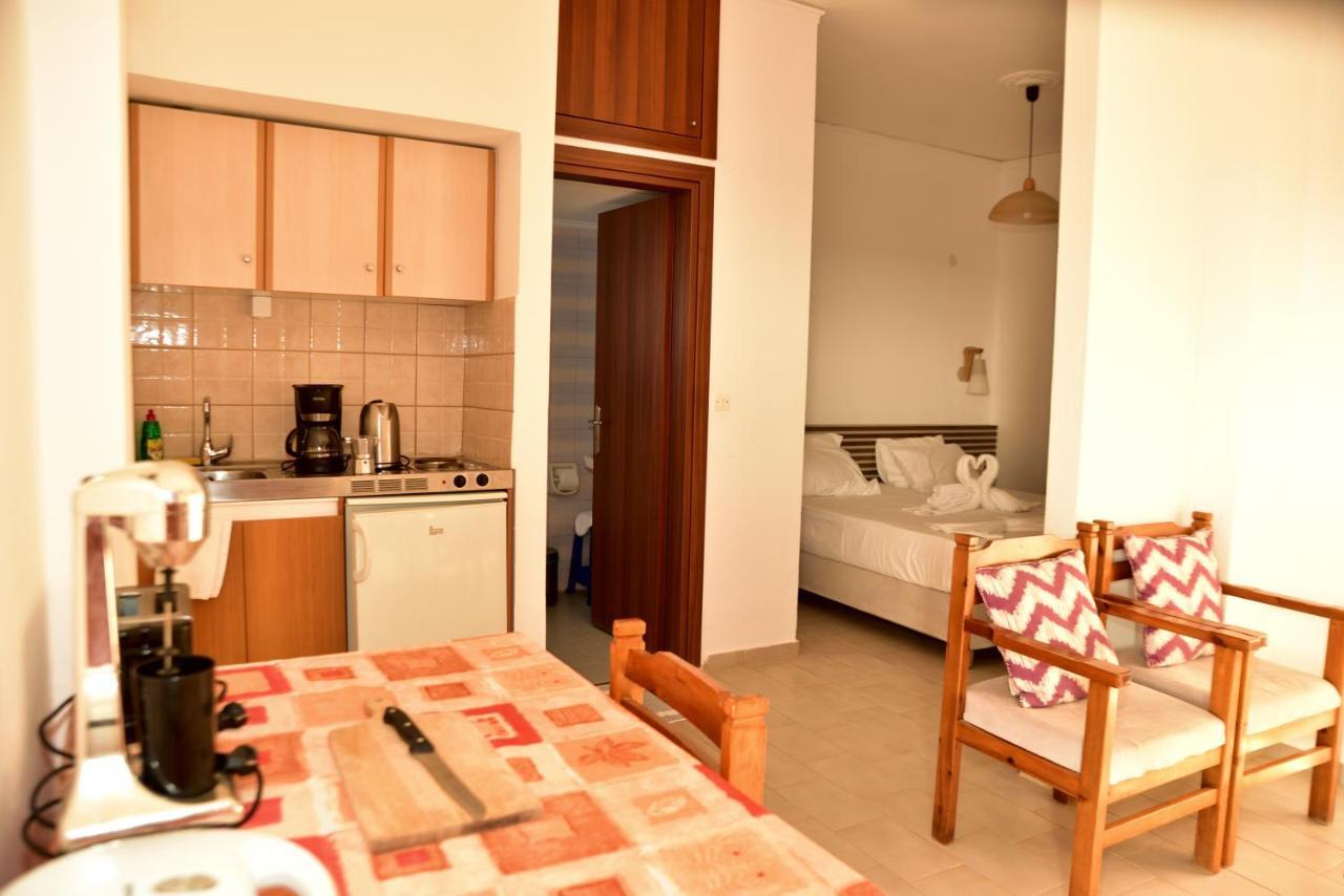Morpheas Rooms ปาไลโอโกรา ภายนอก รูปภาพ