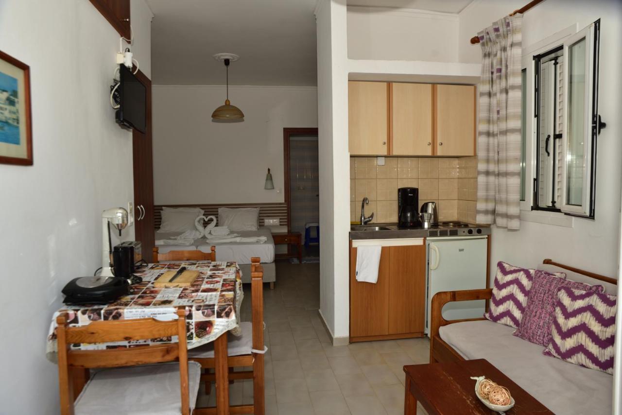 Morpheas Rooms ปาไลโอโกรา ภายนอก รูปภาพ