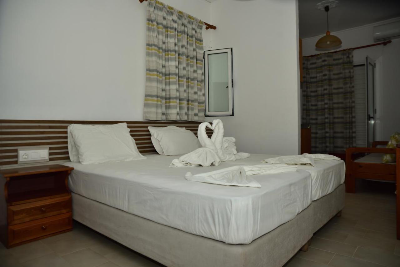 Morpheas Rooms ปาไลโอโกรา ภายนอก รูปภาพ